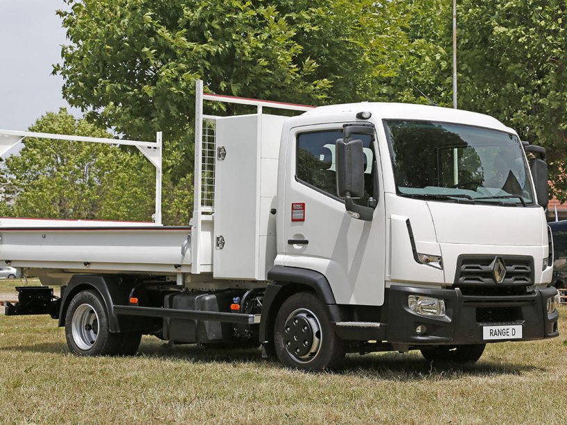Veicoli commerciali Renault D CAB